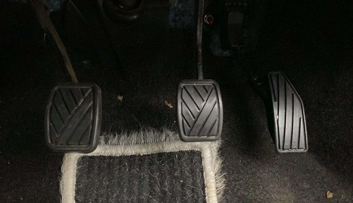 2022 Maruti Swift LXI, Petrol, Manual, 29,524 km, Pedals