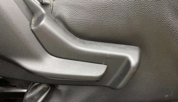 2022 Maruti Swift LXI, Petrol, Manual, 29,524 km, Driver Side Adjustment Panel