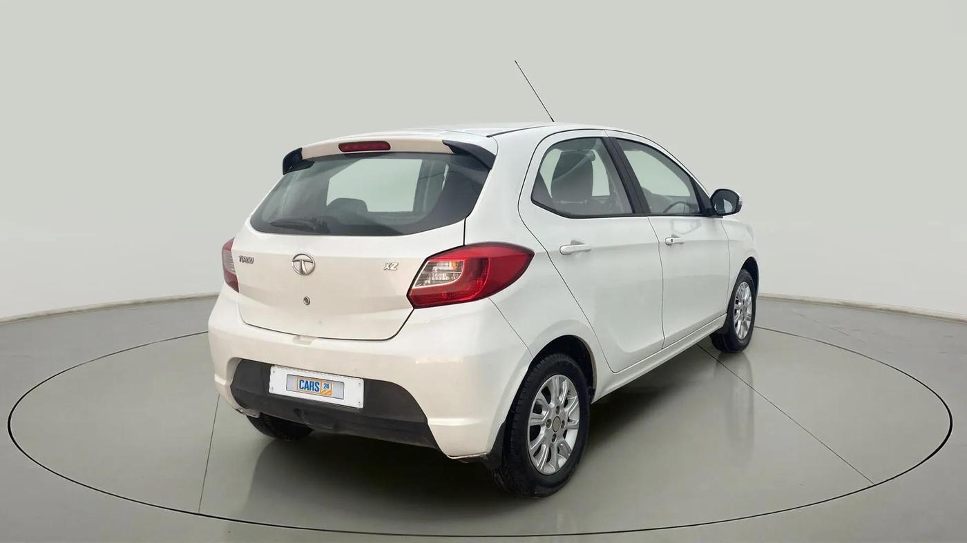 2017 Tata Tiago XZ PETROL, Petrol, Manual, 40,752 km, Right Back Diagonal
