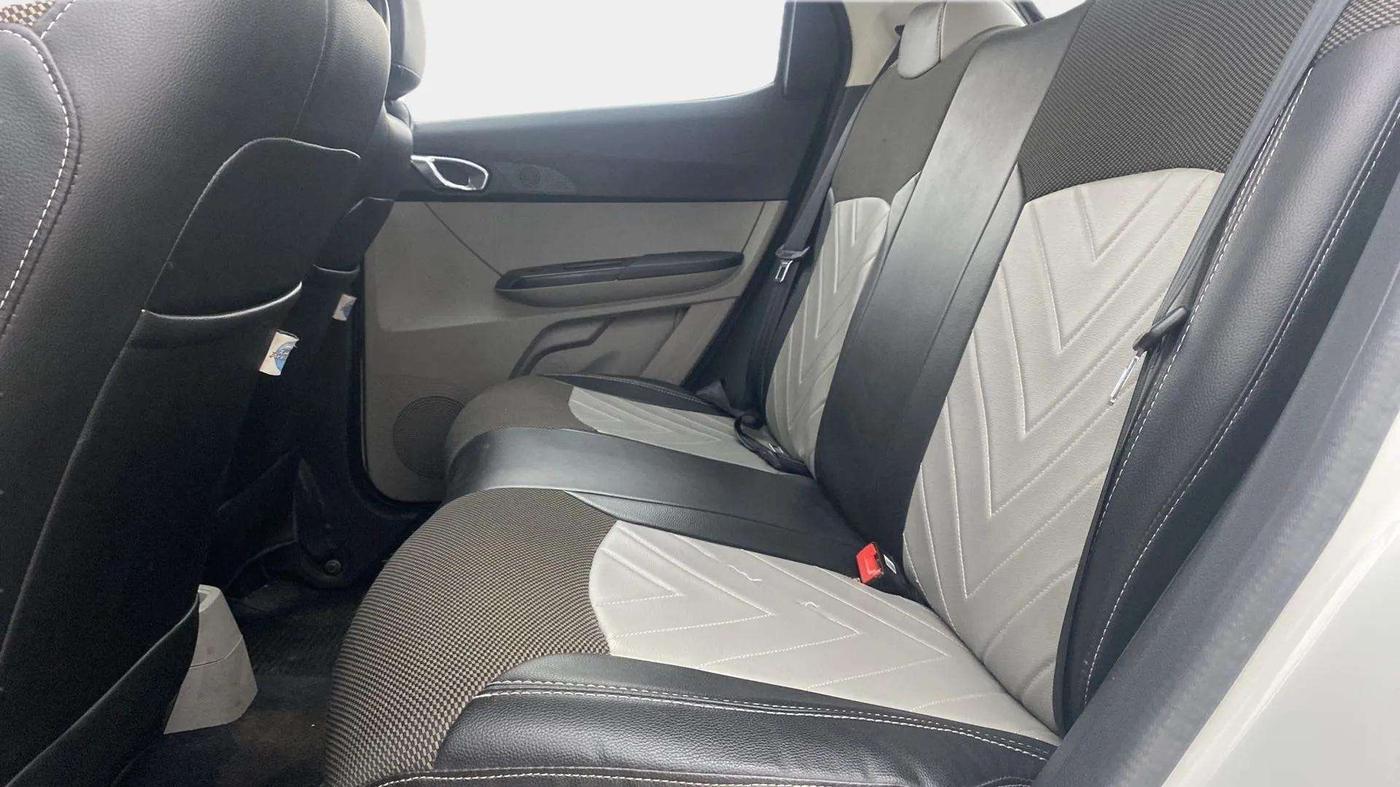 2017 Tata Tiago XZ PETROL, Petrol, Manual, 40,752 km, Right Side Rear Door Cabin