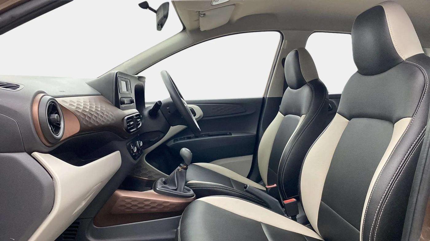 2020 Hyundai AURA S 1.2 CNG, CNG, Manual, 20,854 km, Right Side Front Door Cabin