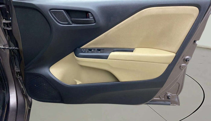 2015 Honda City 1.5L I-VTEC SV, Petrol, Manual, 38,175 km, Driver Side Door Panels Control