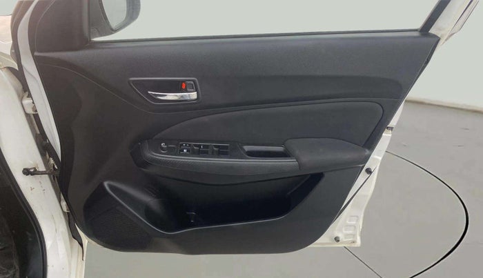 2018 Maruti Swift VXI AMT, Petrol, Automatic, 32,875 km, Driver Side Door Panels Control