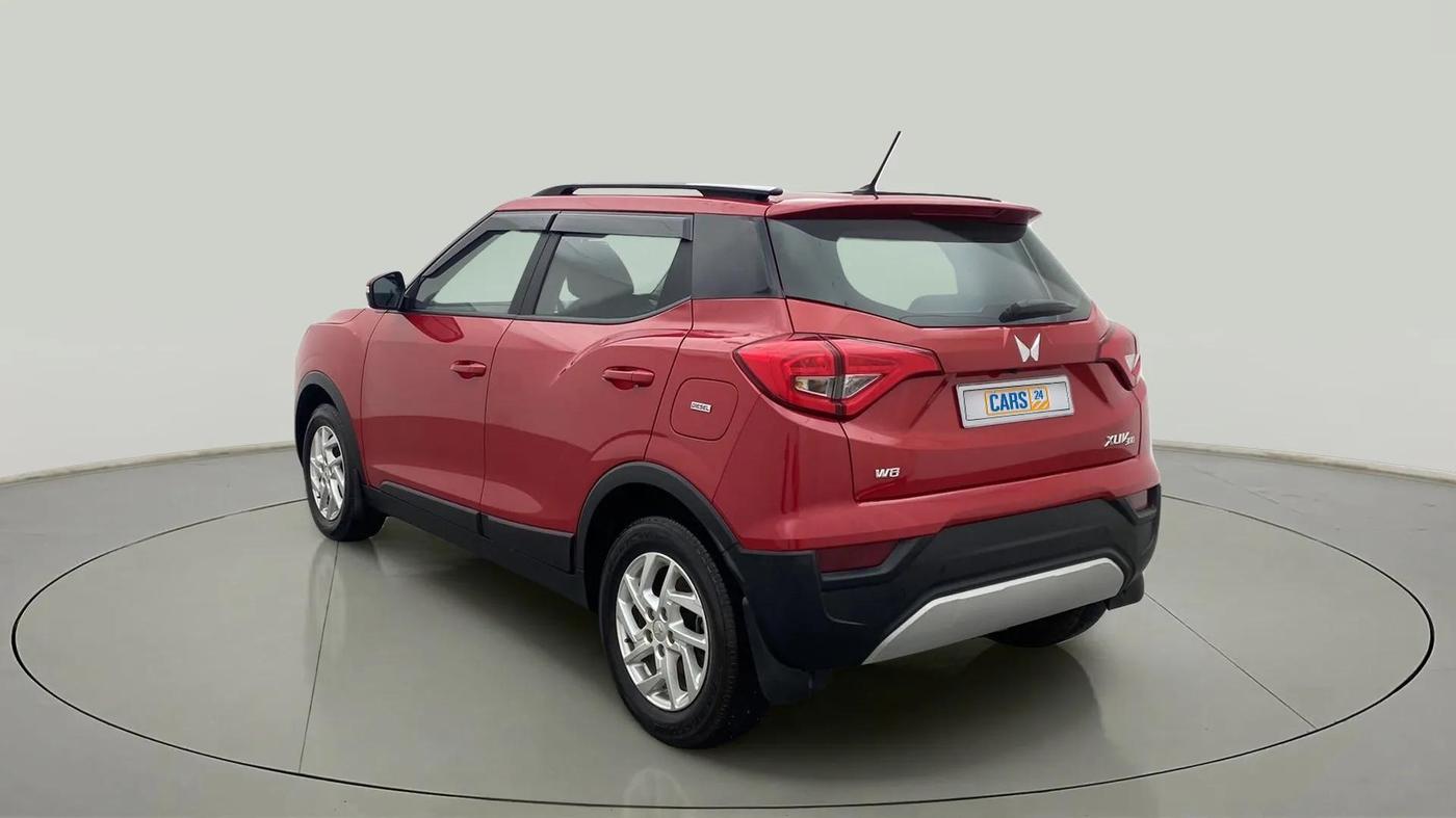 2023 Mahindra XUV300 W8 1.5 DIESEL, Diesel, Manual, 16,491 km, Left Back Diagonal