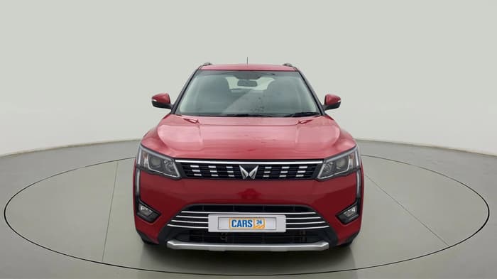 2023 Mahindra XUV300 W8 1.5 DIESEL, Diesel, Manual, 16,491 km, Front