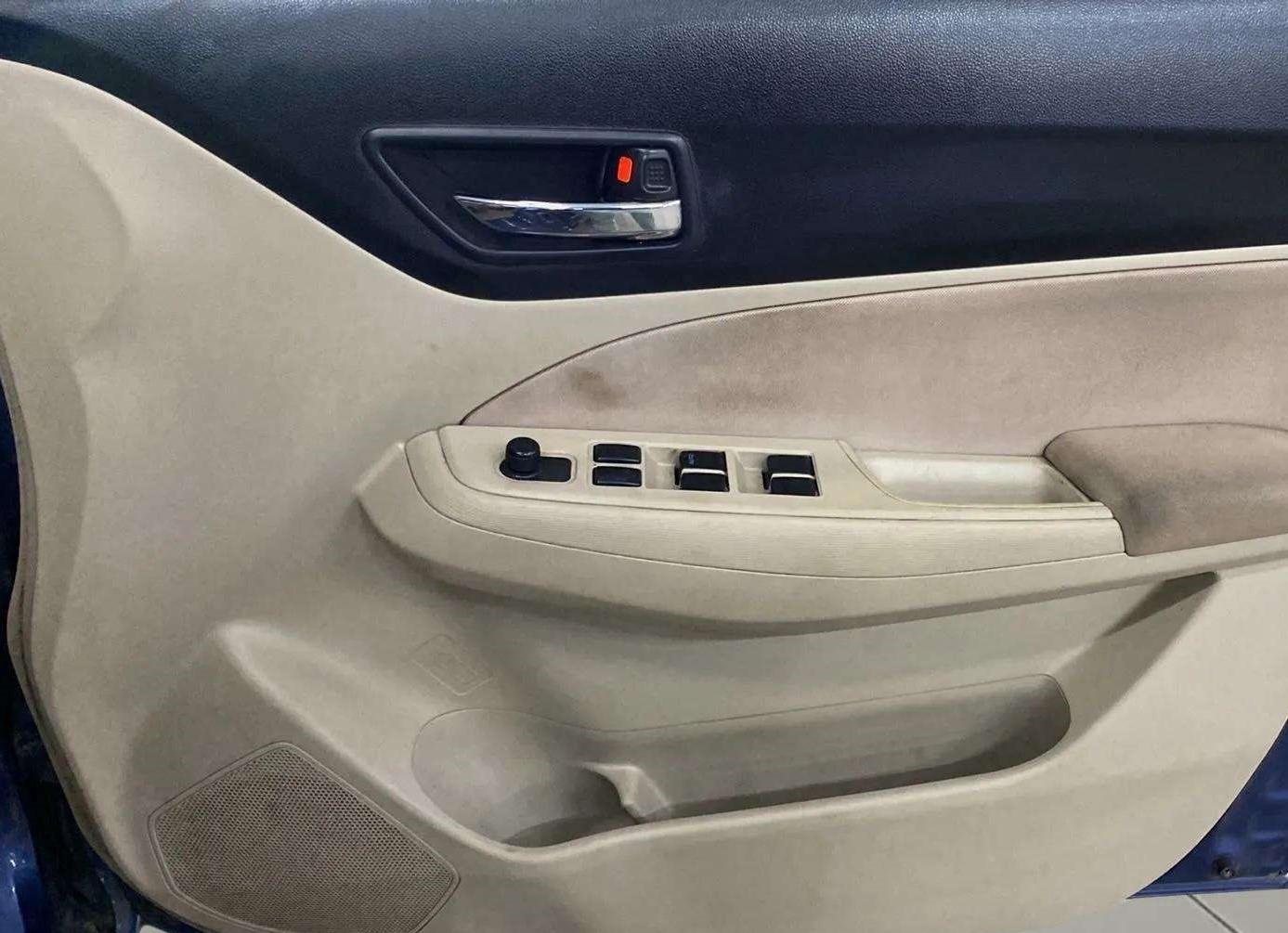 2017 Maruti Dzire VDI AMT, Diesel, Automatic, 76,687 km, Driver Side Door Panels Control