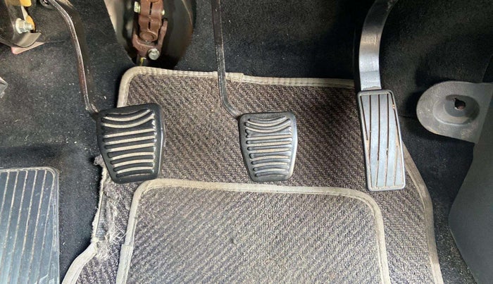 2018 Mahindra KUV 100 NXT K2 P 6 STR, Petrol, Manual, 38,846 km, Pedals