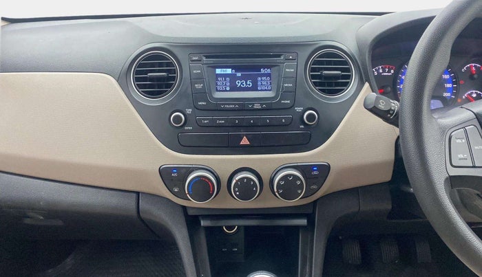 2015 Hyundai Xcent S 1.2, Petrol, Manual, 98,378 km, Air Conditioner