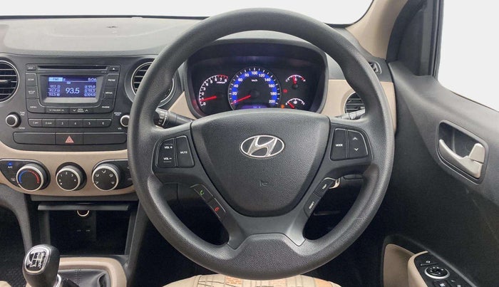 2015 Hyundai Xcent S 1.2, Petrol, Manual, 98,378 km, Steering Wheel Close Up