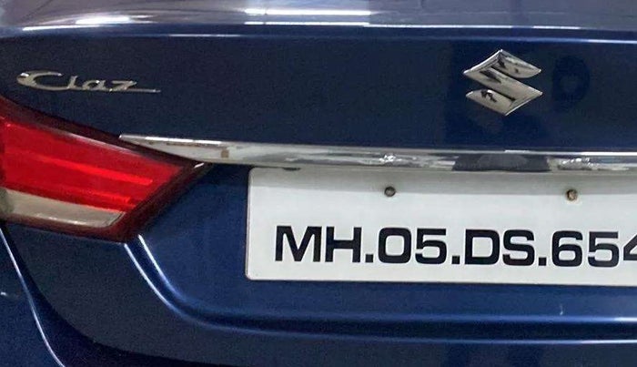 2018 Maruti Ciaz ALPHA  AT 1.5 SHVS PETROL, Petrol, Automatic, 94,194 km, Dicky (Boot door) - Slightly dented