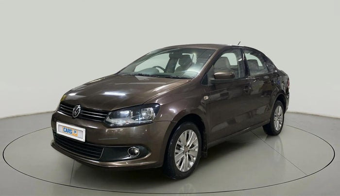 2015 Volkswagen Vento HIGHLINE 1.6 MPI, Petrol, Manual, 69,879 km, Left Front Diagonal