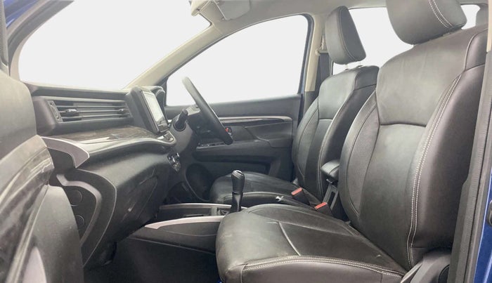 2019 Maruti XL6 ALPHA MT, Petrol, Manual, 27,807 km, Right Side Front Door Cabin