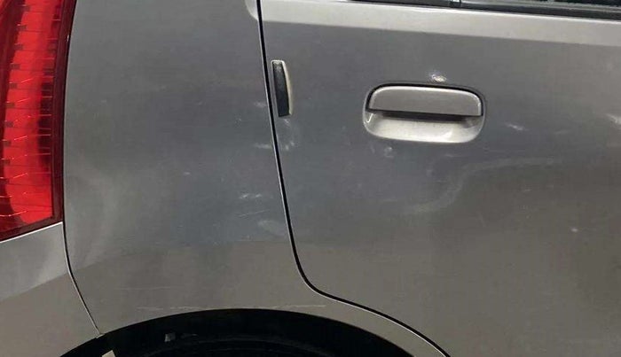 2014 Maruti Wagon R 1.0 VXI, Petrol, Manual, 49,862 km, Right quarter panel - Minor scratches