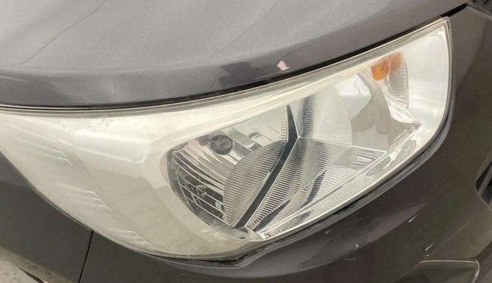 2015 Maruti Alto K10 VXI, Petrol, Manual, 39,526 km, Right headlight - Minor scratches