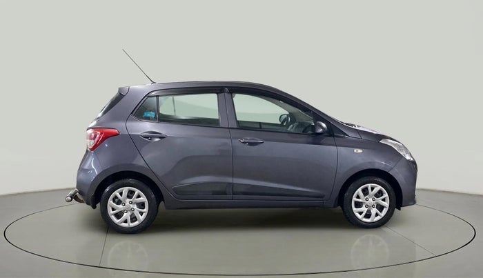 2018 Hyundai Grand i10 MAGNA 1.2 KAPPA VTVT, Petrol, Manual, 8,819 km, Right Side View