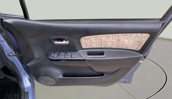 2018 Maruti Wagon R 1.0 VXI, Petrol, Manual, 66,222 km, Driver Side Door Panels Control