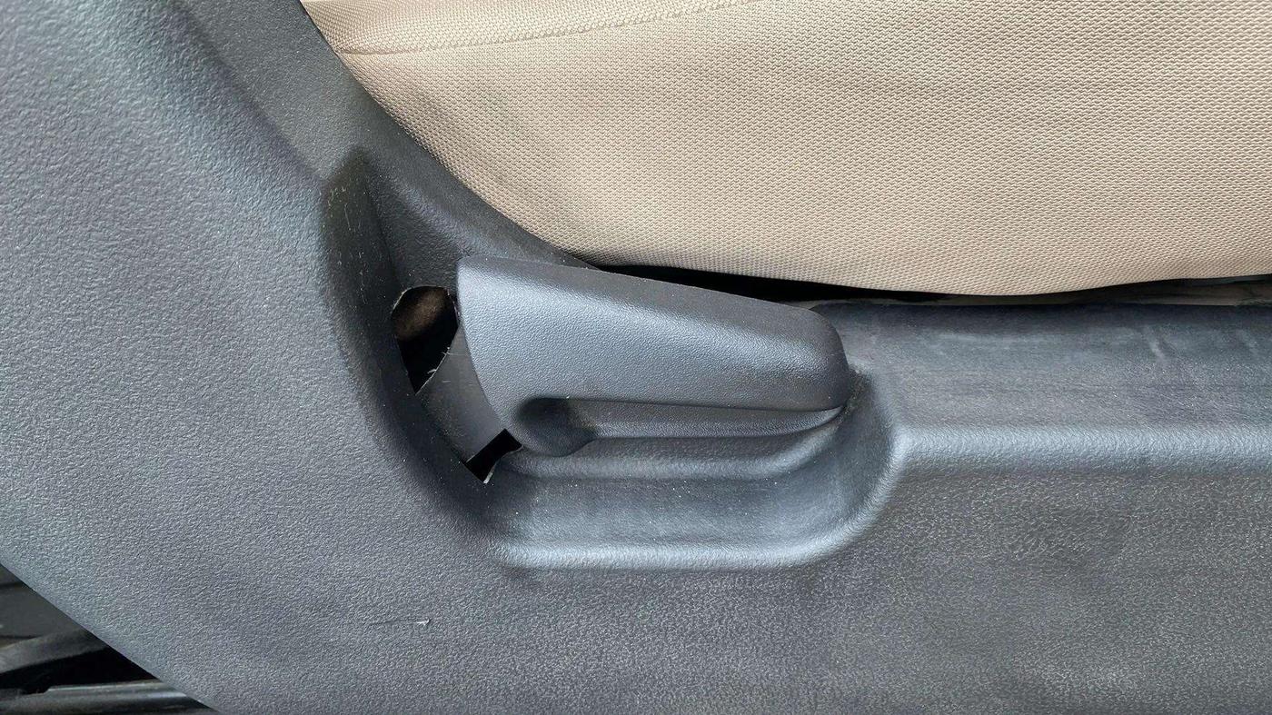 2018 Maruti Wagon R 1.0 VXI, Petrol, Manual, 66,222 km, Driver Side Adjustment Panel
