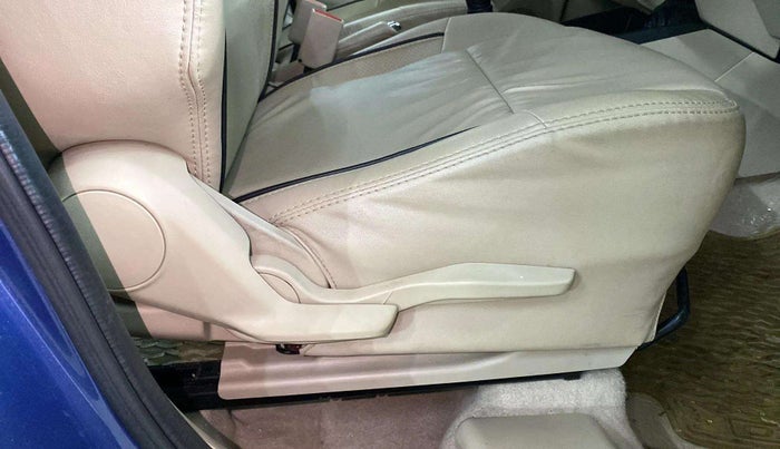 2018 Maruti Dzire ZXI, Petrol, Manual, 13,837 km, Driver Side Adjustment Panel