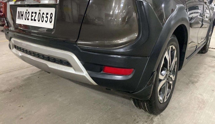 2018 Honda WR-V 1.2L I-VTEC VX MT, Petrol, Manual, 30,301 km, Rear bumper - Minor scratches