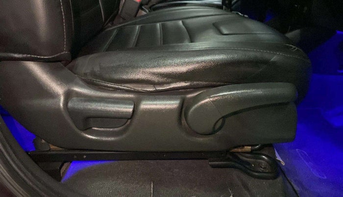 2018 Honda WR-V 1.2L I-VTEC VX MT, Petrol, Manual, 30,301 km, Driver Side Adjustment Panel
