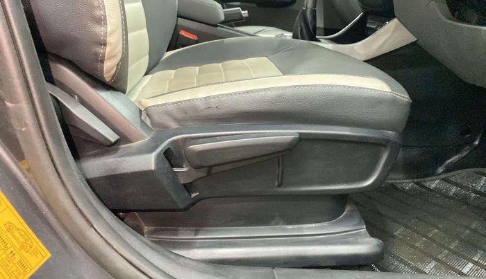 2020 Tata ALTROZ XZ PETROL, Petrol, Manual, 22,610 km, Driver Side Adjustment Panel