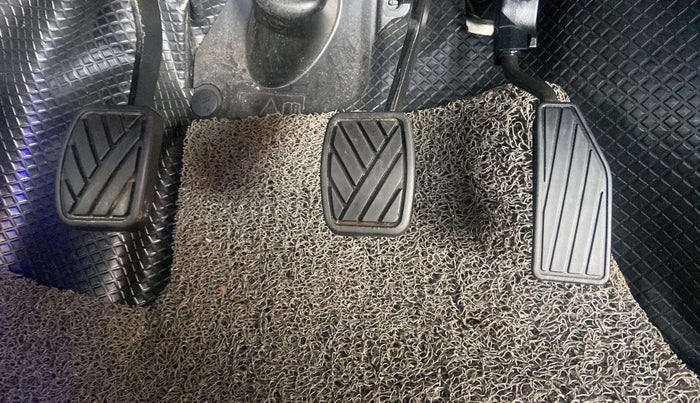 2021 Maruti IGNIS SIGMA 1.2, Petrol, Manual, 44,252 km, Pedals