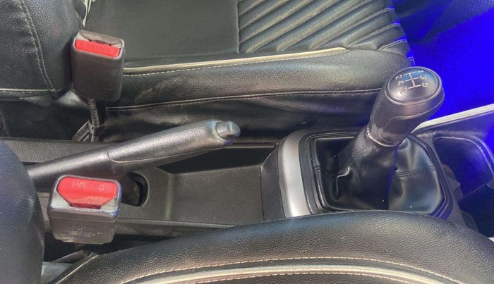 2021 Maruti IGNIS SIGMA 1.2, Petrol, Manual, 44,252 km, Gear Lever