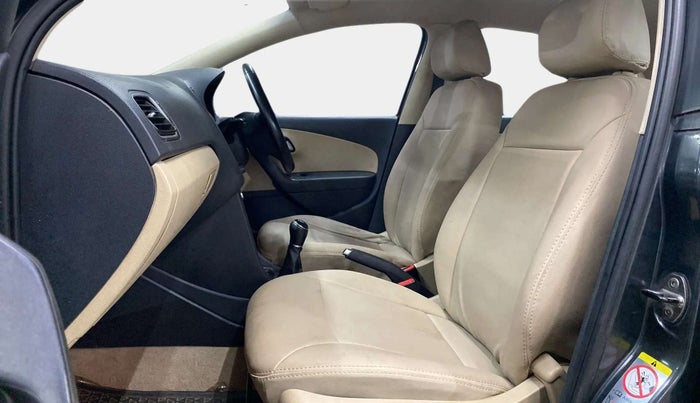 2016 Volkswagen Polo HIGHLINE1.2L, Petrol, Manual, 63,237 km, Right Side Front Door Cabin