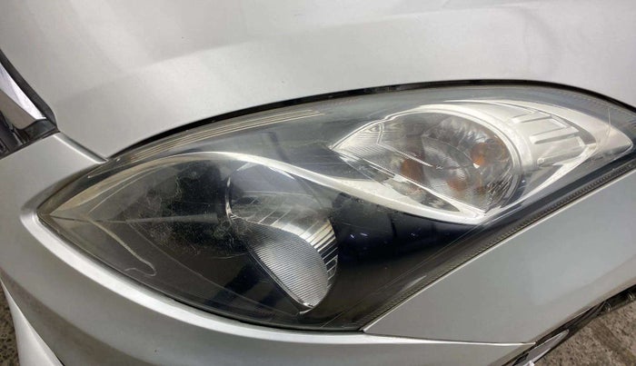 2015 Maruti Swift Dzire VXI, Petrol, Manual, 66,593 km, Left headlight - Minor scratches