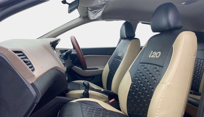 2019 Hyundai Elite i20 MAGNA PLUS 1.2, Petrol, Manual, 29,581 km, Right Side Front Door Cabin