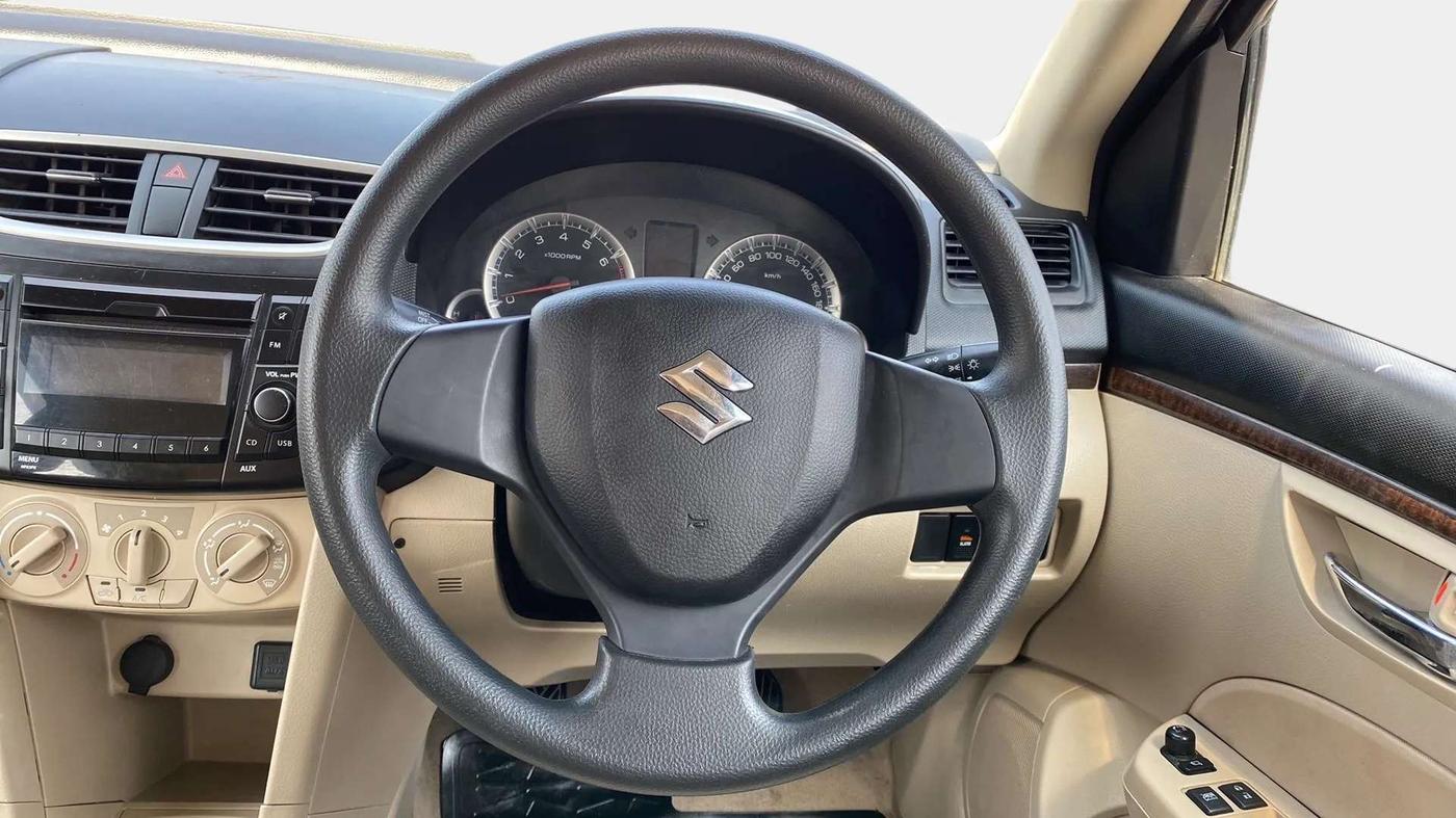 2016 Maruti Swift Dzire VXI, Petrol, Manual, 34,098 km, Steering Wheel Close Up