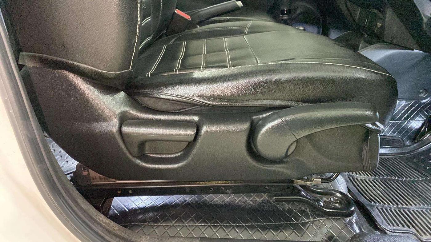 2019 Honda WR-V 1.2L I-VTEC S MT, Petrol, Manual, 47,821 km, Driver Side Adjustment Panel
