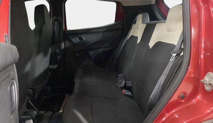 2017 Renault Kwid RXT 02 Anniversary Edition, Petrol, Manual, 23,529 km, Right Side Rear Door Cabin