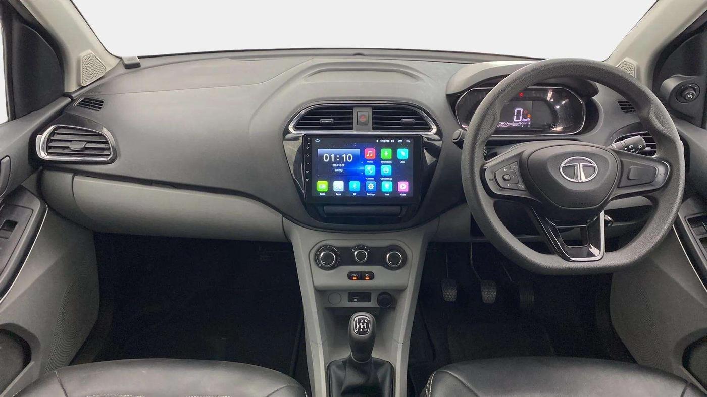 2022 Tata Tiago XT (O) PETROL, Petrol, Manual, 12,315 km, Dashboard