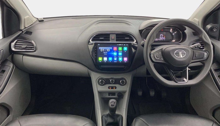 2022 Tata Tiago XT (O) PETROL, Petrol, Manual, 12,315 km, Dashboard