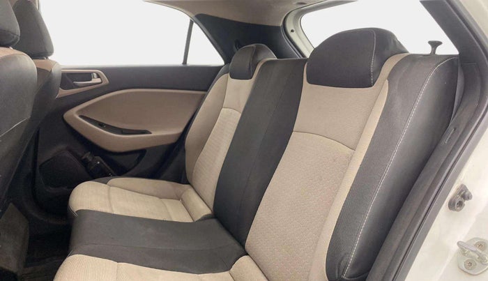2016 Hyundai Elite i20 MAGNA 1.2, Petrol, Manual, 63,157 km, Right Side Rear Door Cabin