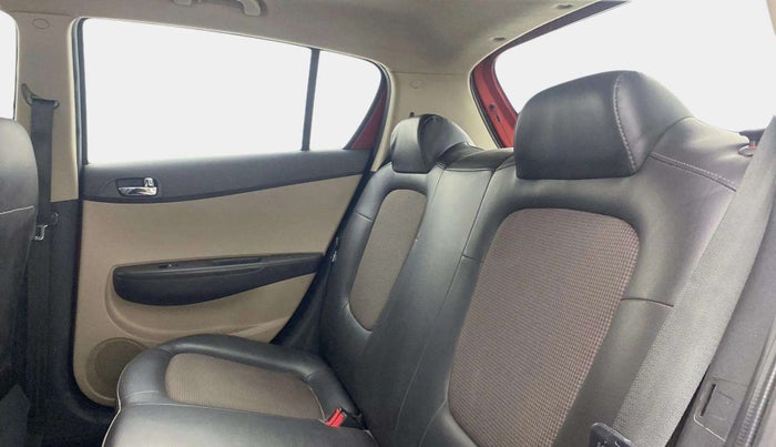 2013 Hyundai i20 MAGNA 1.2, Petrol, Manual, 53,078 km, Right Side Rear Door Cabin