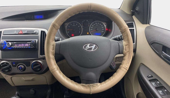 2013 Hyundai i20 MAGNA 1.2, Petrol, Manual, 53,078 km, Steering Wheel Close Up