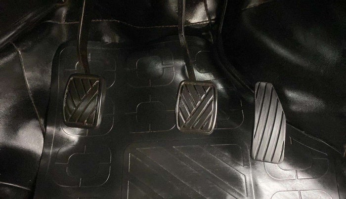 2014 Maruti Wagon R 1.0 LXI CNG, CNG, Manual, 76,058 km, Pedals