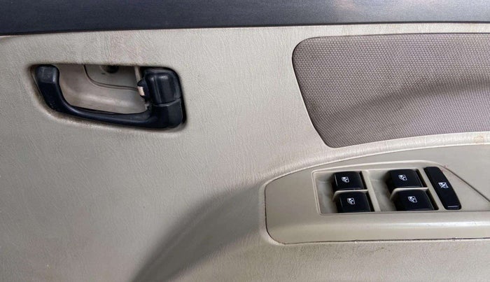 2019 Mahindra Scorpio S5, Diesel, Manual, 94,968 km, Driver Side Door Panels Control