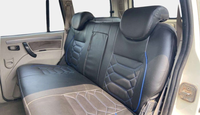 2019 Mahindra Scorpio S5, Diesel, Manual, 94,968 km, Right Side Rear Door Cabin