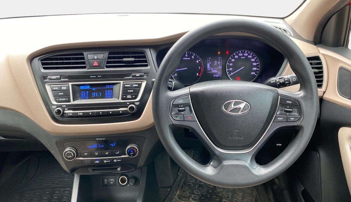 2016 Hyundai Elite i20 SPORTZ 1.2, Petrol, Manual, 84,881 km, Steering Wheel Close Up