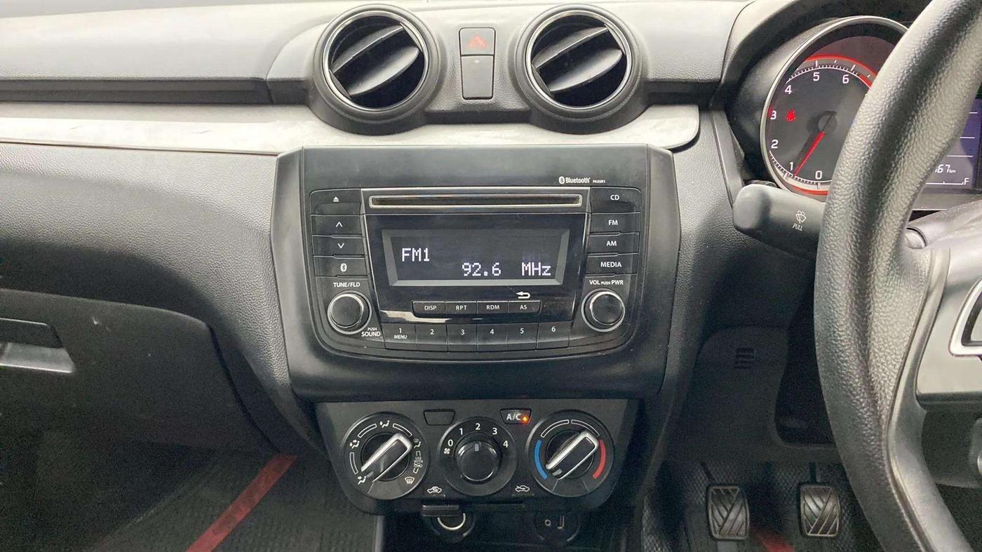 2020 Maruti Swift VXI, Petrol, Manual, 92,805 km, Air Conditioner