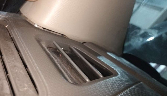 2017 Maruti Ertiga VXI, Petrol, Manual, 79,296 km, Left A pillar - Trim cover damaged