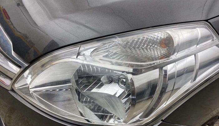 2017 Maruti Ertiga VXI, Petrol, Manual, 79,296 km, Left headlight - Minor scratches