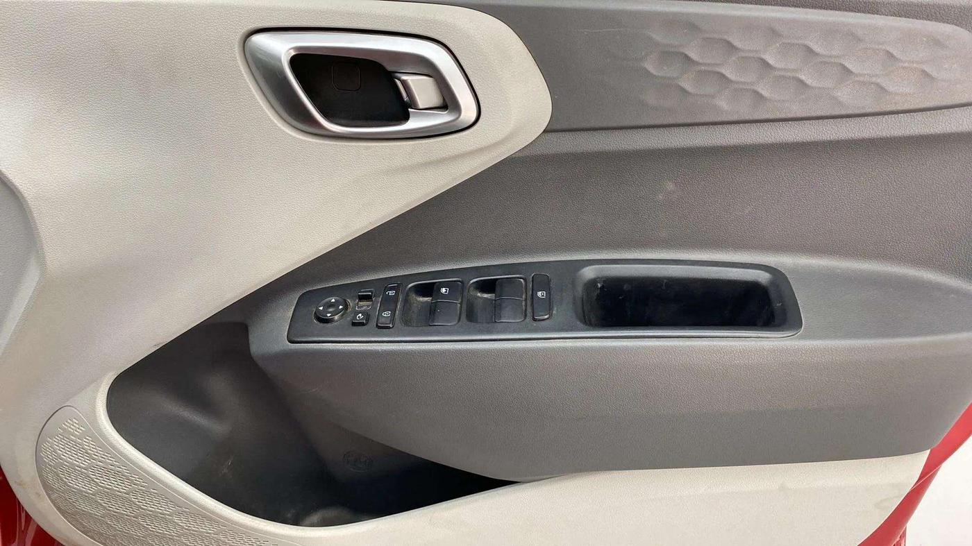 2020 Hyundai GRAND I10 NIOS SPORTZ AMT 1.2 KAPPA VTVT, Petrol, Automatic, 51,635 km, Driver Side Door Panels Control