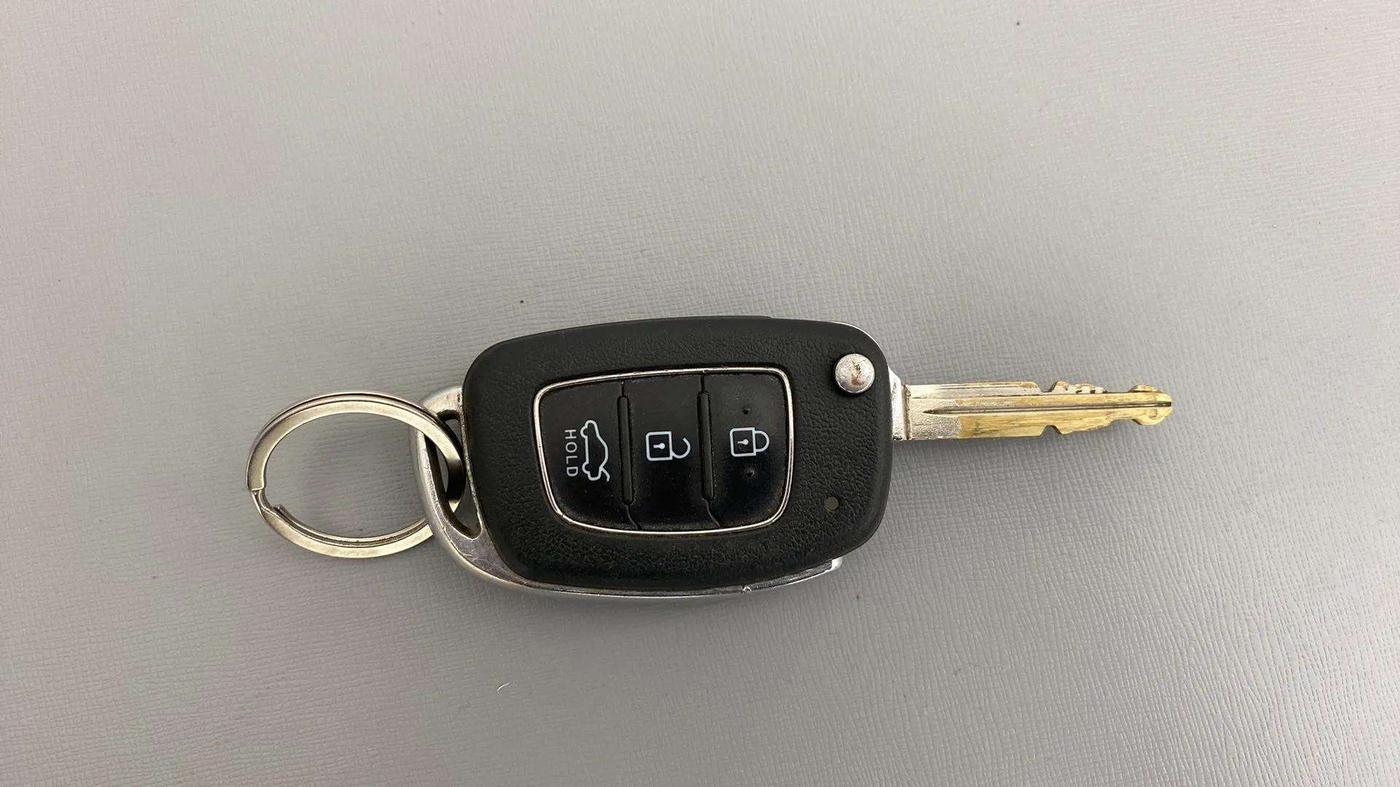 2020 Hyundai GRAND I10 NIOS SPORTZ AMT 1.2 KAPPA VTVT, Petrol, Automatic, 51,635 km, Key Close Up