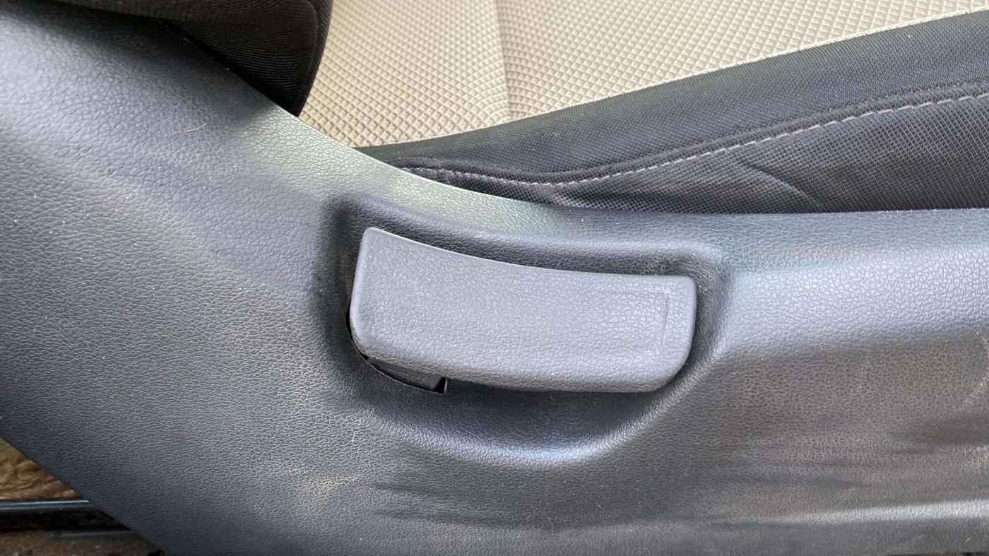 2019 Hyundai Verna 1.4 E PETROL, Petrol, Manual, 58,102 km, Driver Side Adjustment Panel