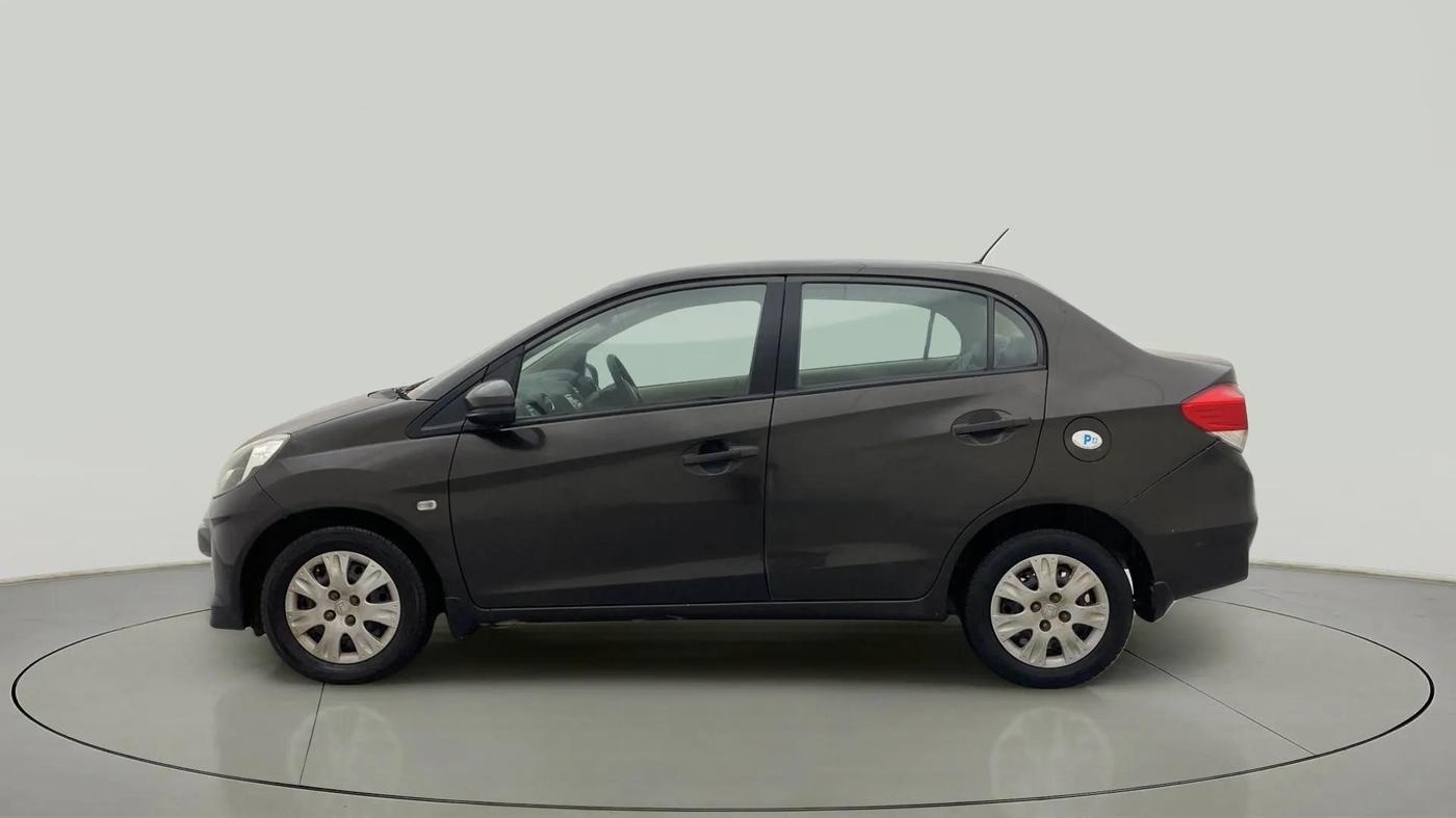 2015 Honda Amaze 1.2L I-VTEC S, Petrol, Manual, 1,06,445 km, Left Side