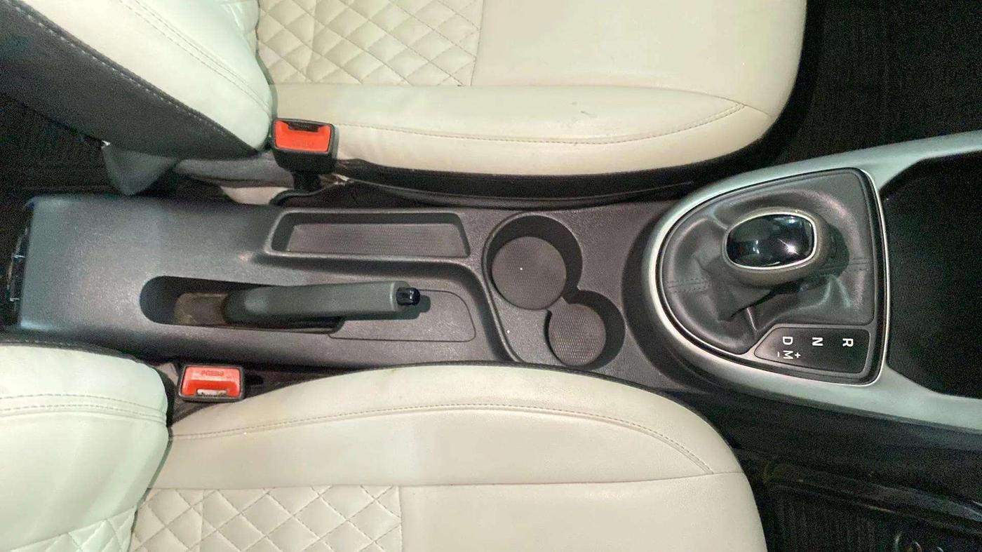 2019 Hyundai GRAND I10 NIOS SPORTZ AMT 1.2 KAPPA VTVT, Petrol, Automatic, 20,976 km, Gear Lever